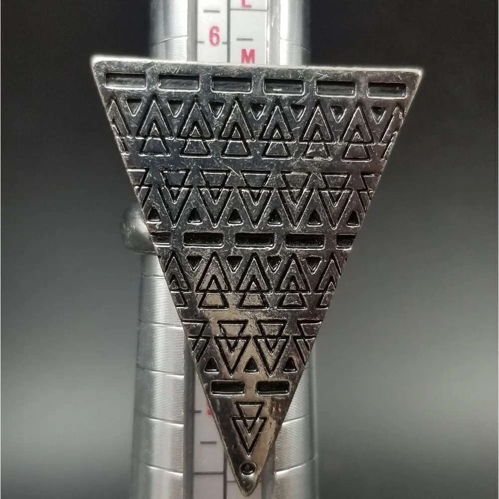 Illuminati Egyptian triangle ring size 7.5 R145